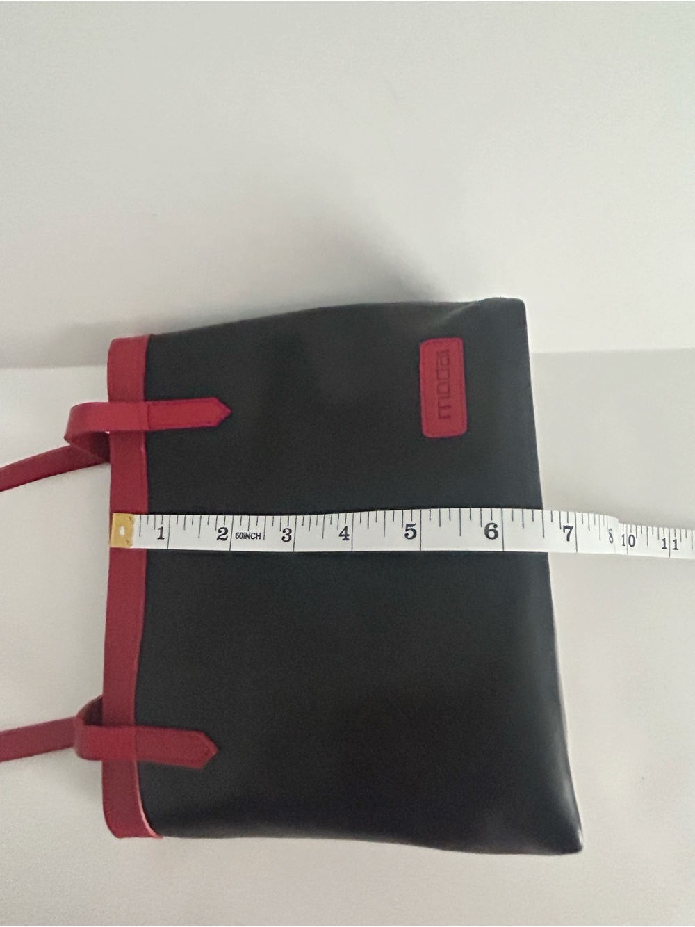 Moda Two-Tone Black and Red Faux Leather Tote - Picture 6 of 6